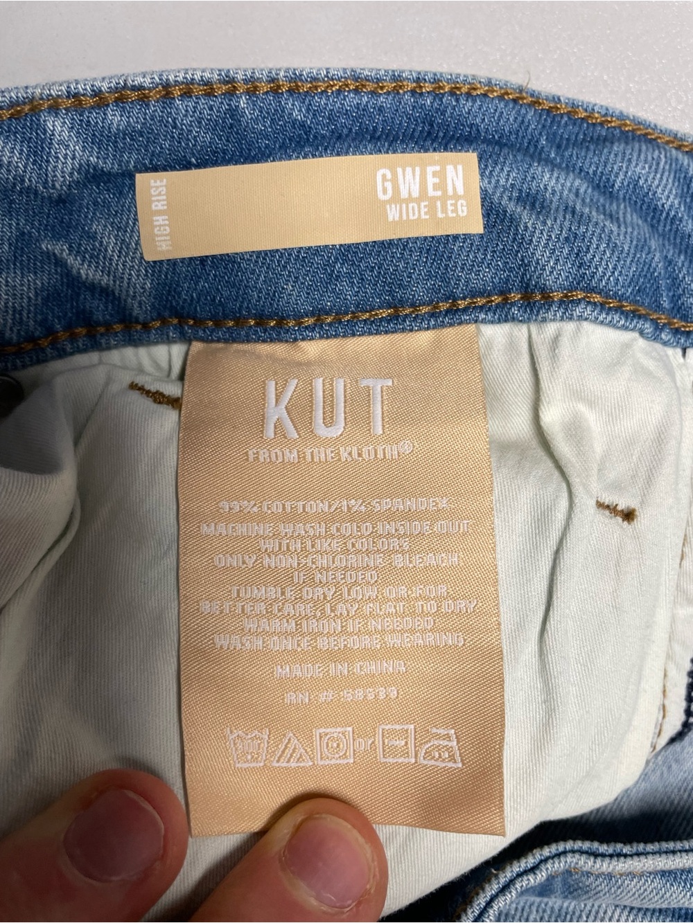 KUT FROM THE KLOTH Women's Gwen Cuff w Knee Rips Jeans Size 8 in Ethical - Picture 10 of 11